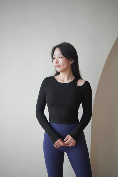 ISLACB011 Cotton cut out long sleeve crop top(固定胸墊)