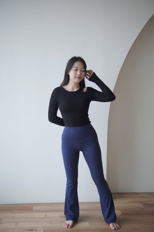 ISLACB011 Cotton cut out long sleeve crop top(固定胸墊)