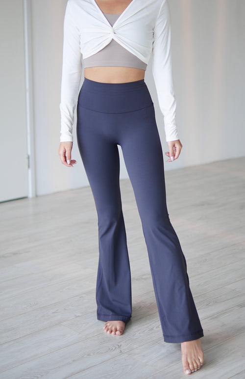 ISLAOUT010 Twist crop cover (White 白色)