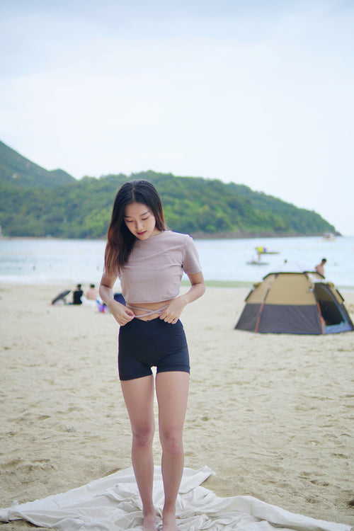 ISLAOUT004 Cross short outer (White)