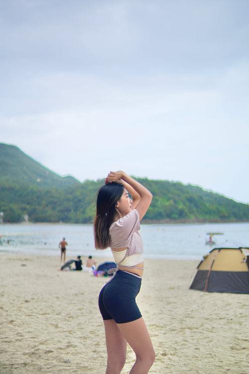 ISLAOUT004 Cross short outer (White)