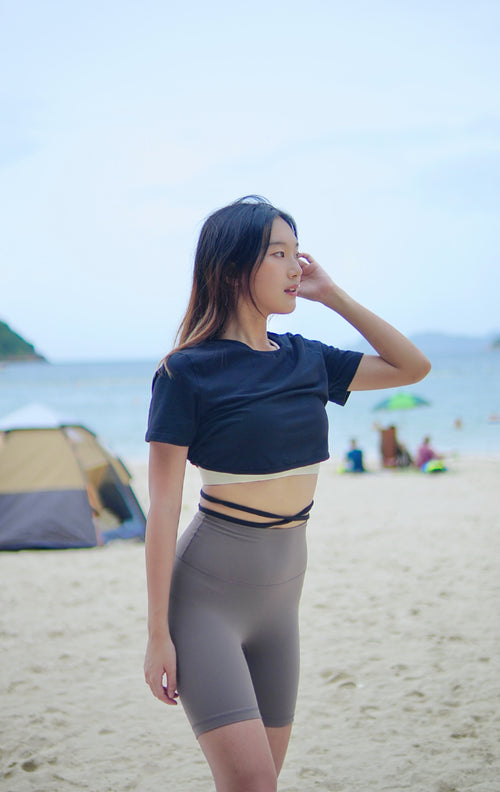 ISLAOUT004 Cross short outer (White)