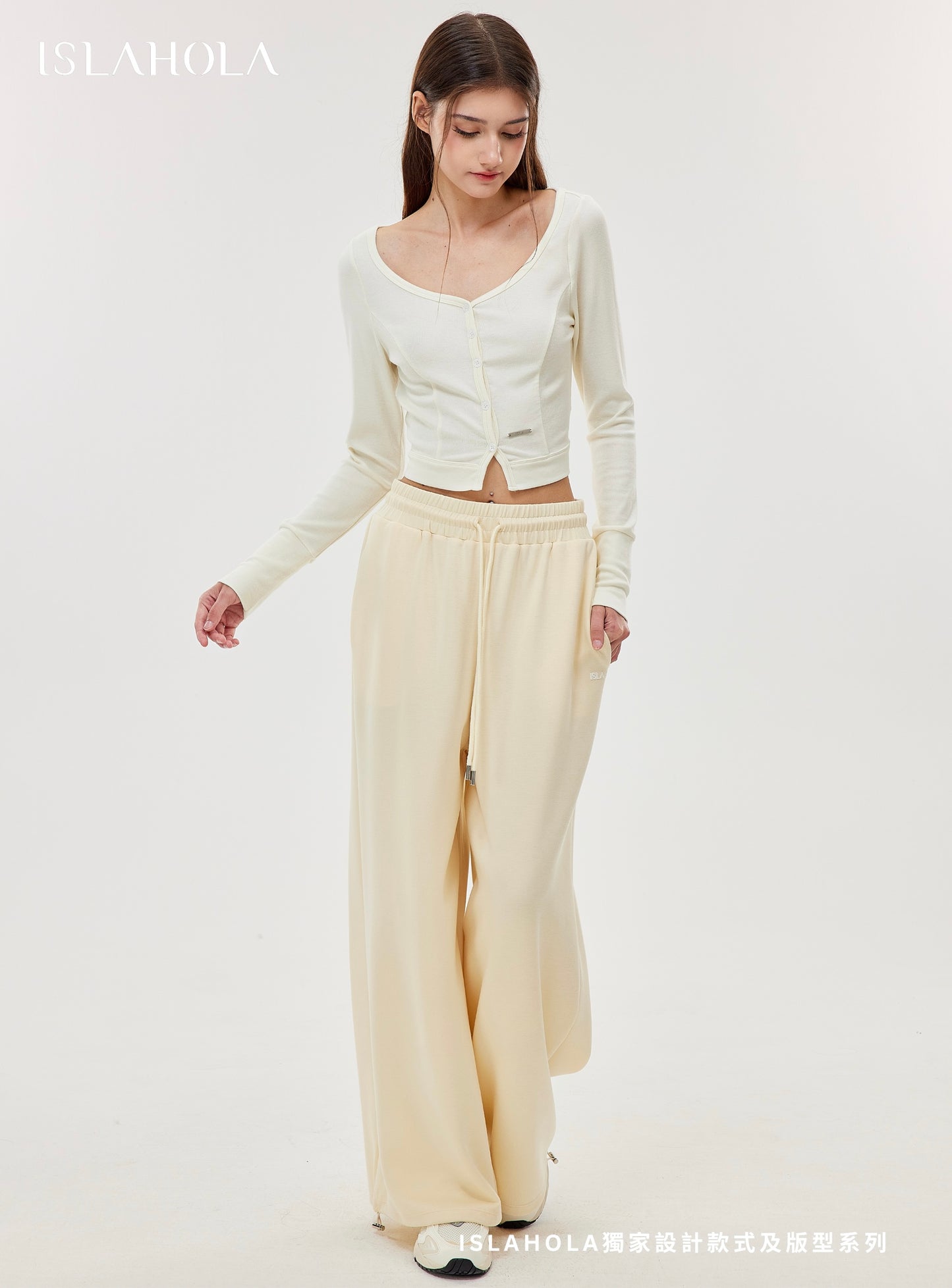ISLAOUT074 Button Scoop Neck Long Sleeve Outer (ISLAHOLA Exclusive)