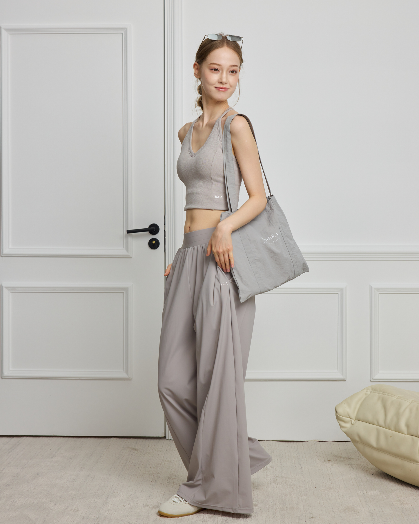 ISLAB081 Line Form Flow Bra Top (ISLAHOLA Exclusive)