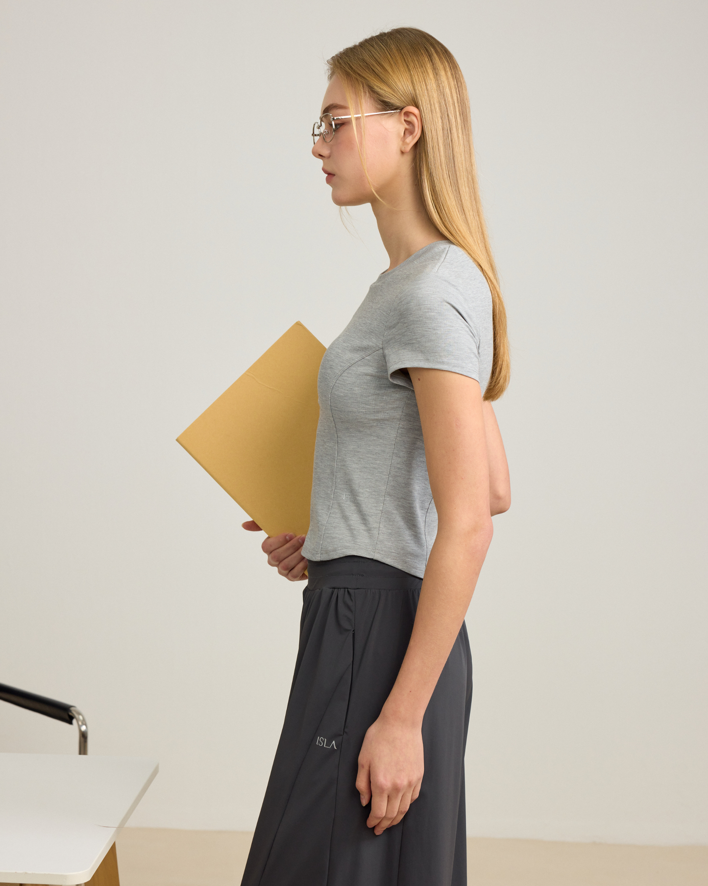 ISLACB047  Frame Line Sculpt Top (ISLAHOLA Exclusive)