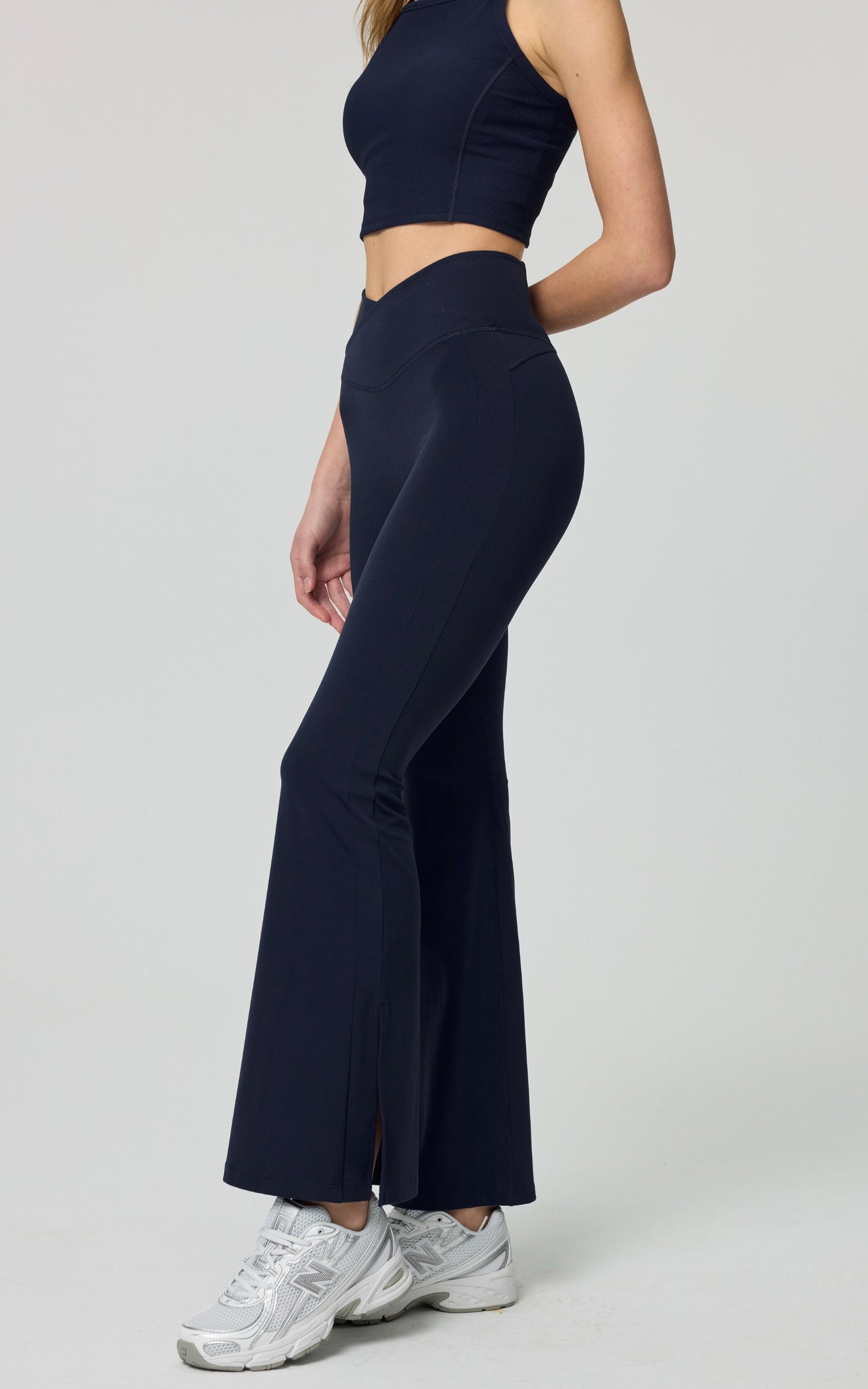 ISLABC009 Contour Lift Bootcut Pants (ISLAHOLA Exclusive)