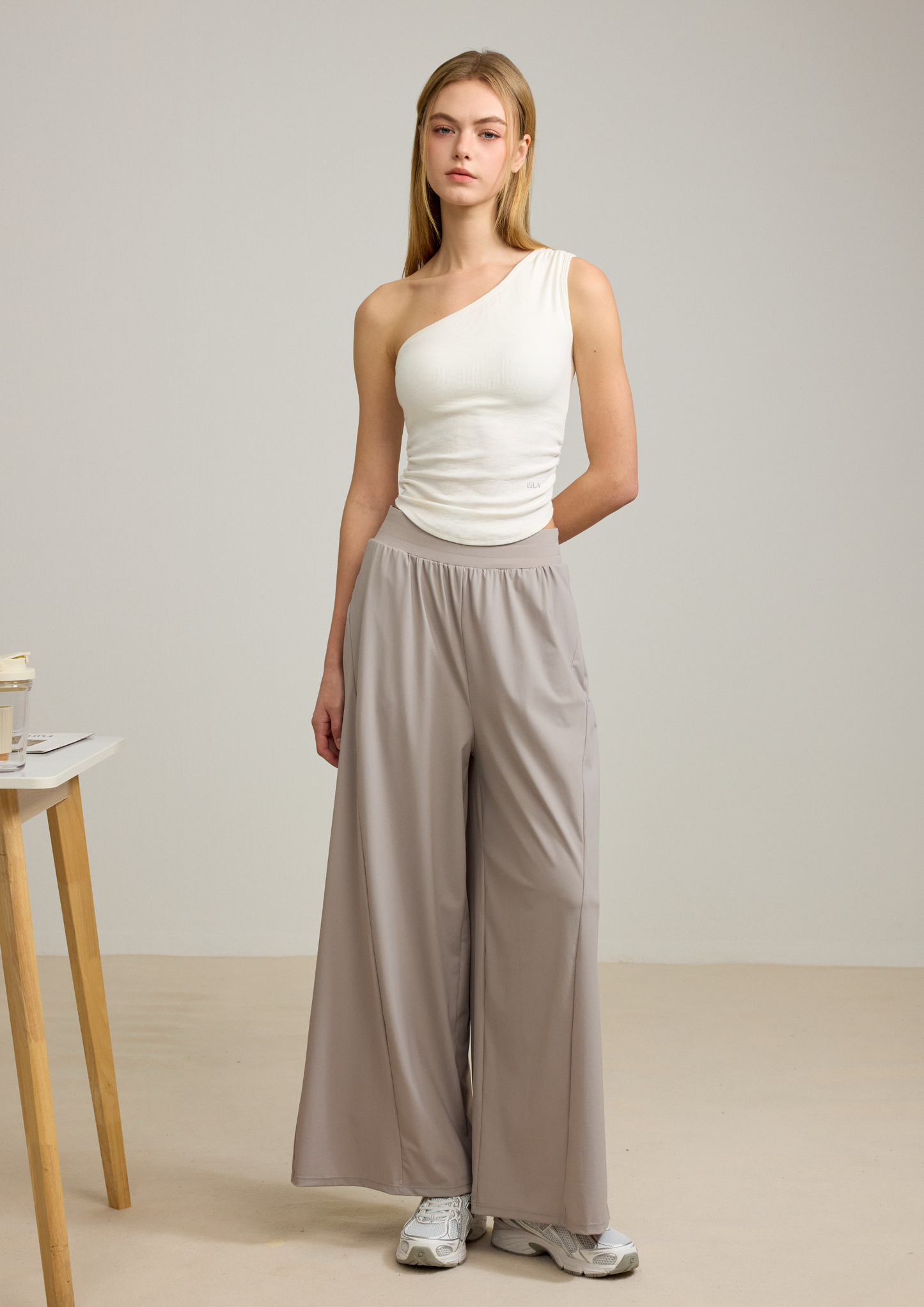 ISLAB074 Sculpt One-Shoulder Bra Top (ISLAHOLA Exclusive)