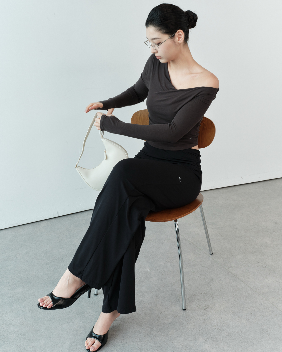 ISLAB083 SHIFT Muse Long Sleeve Bra Top (ISLAHOLA Exclusive)