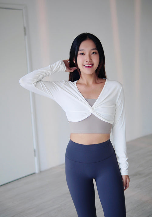 ISLAOUT010 Twist crop cover (White 白色）